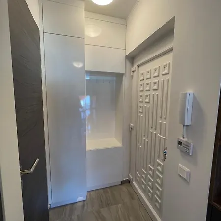 Apartment Hello 3b Apartman