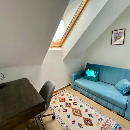 Apartment Hello 3b